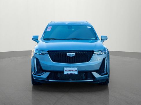 Used 2024 Cadillac XT6 Sport image 2