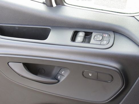 New 2025 Mercedes-Benz Sprinter 4500 image 35