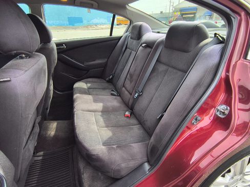 Used 2010 Nissan Altima 2.5 S w/ Convenience Pkg image 16