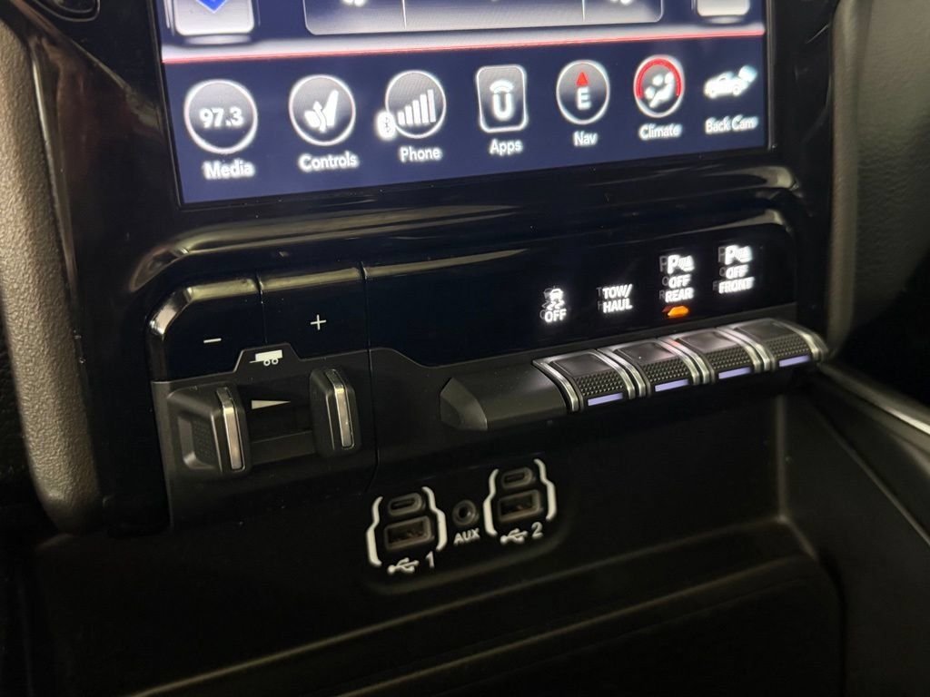 Used 2021 RAM 1500 Laramie w/ Sport Appearance Package AWD/4WD image 26
