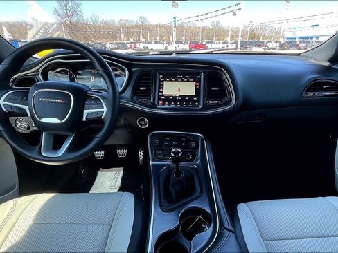 Used 2018 Dodge Challenger R/T Plus image 15