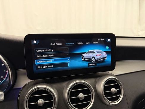 Used 2021 Mercedes-Benz GLC 300 4MATIC Coupe image 20