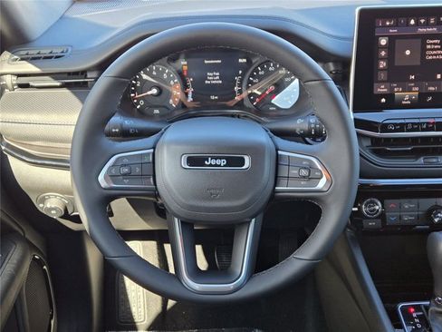 New 2026 Jeep Compass Latitude AWD/4WD image 43