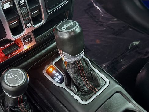 Used 2018 Jeep Wrangler Unlimited Rubicon image 20