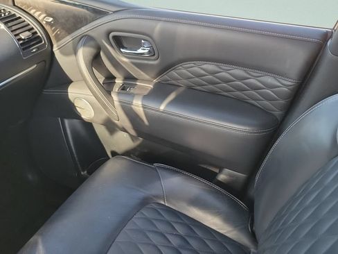 Used 2024 INFINITI QX80 Sensory AWD/4WD image 13
