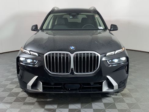 New 2026 BMW X7 xDrive40i w/ Premium Package image 5