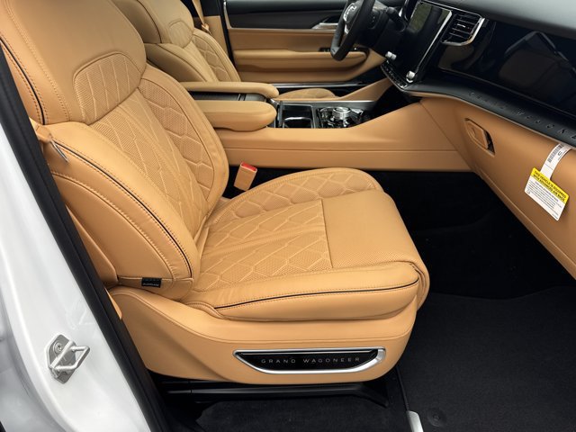 New 2026 Jeep Grand Wagoneer L Summit AWD/4WD image 13