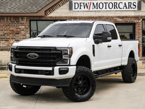 Used 2021 Ford F350 Lariat AWD/4WD image 2