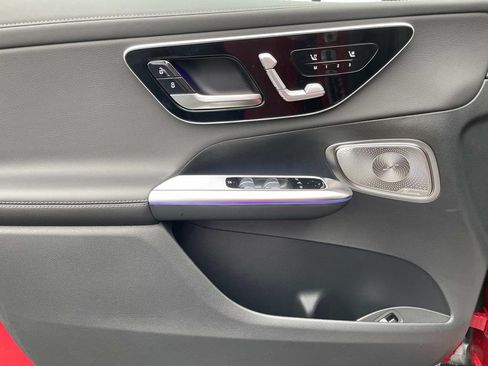 Certified 2025 Mercedes-Benz GLC 300 4MATIC image 15