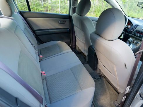 Used 2010 Nissan Sentra 2.0 S FWD image 16