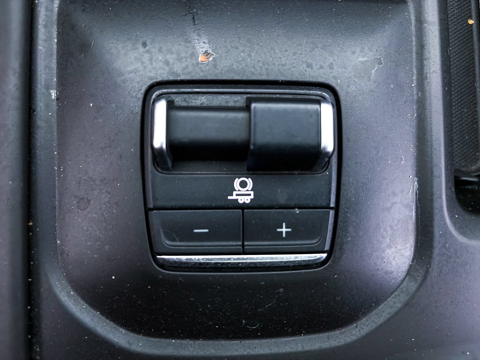 Used 2024 GMC Sierra 2500 Denali Ultimate AWD/4WD image 34