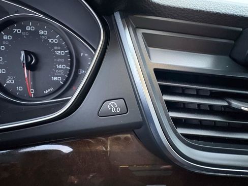 Used 2019 Audi Q5 2.0T Premium w/ Convenience Package image 43