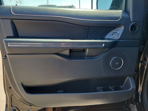 Certified 2023 Ford Expedition Max Limited AWD/4WD image 19