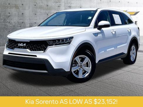 Used 2023 Kia Sorento LX FWD image 1