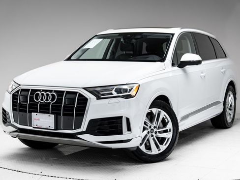 Used 2023 Audi Q7 3.0T Prestige w/ Prestige Package AWD/4WD image 1