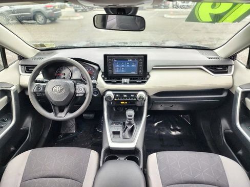 Used 2019 Toyota RAV4 XLE image 30