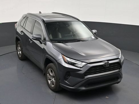 Used 2024 Toyota RAV4 XLE w/ Convenience Package FWD image 18