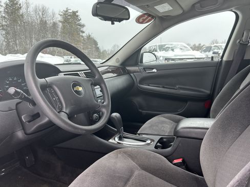 Used 2015 Chevrolet Impala Limited LS image 12