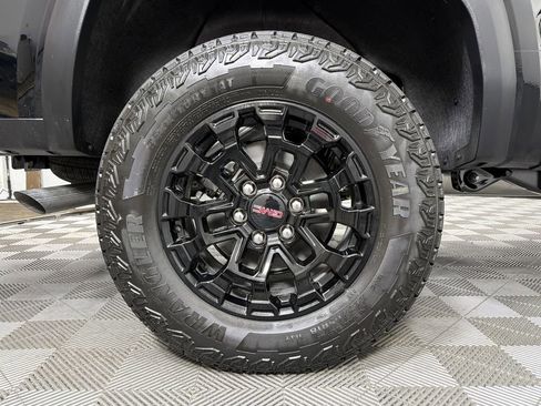 New 2026 GMC Canyon Elevation w/ Convenience Package image 15