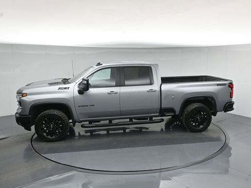 Used 2025 Chevrolet Silverado 2500 LT w/ Trail Boss Package AWD/4WD image 44