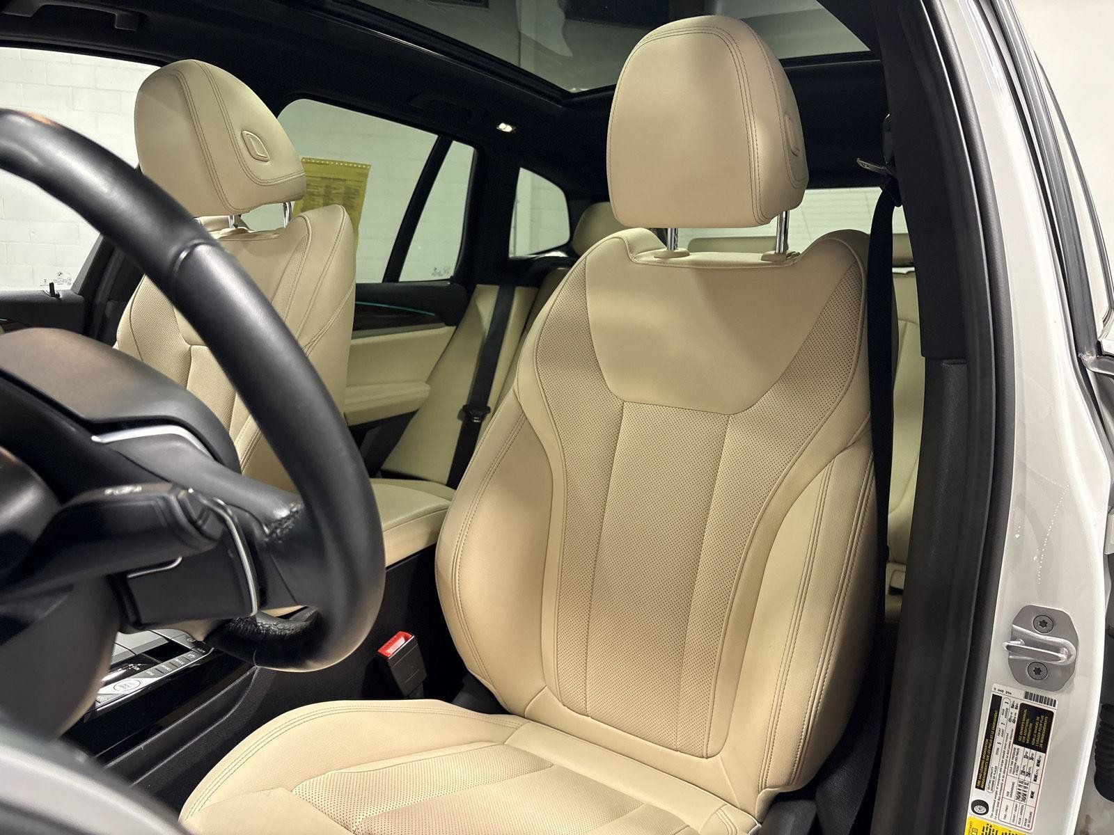Used 2023 BMW X3 xDrive30i w/ Premium Package w/ZPA AWD/4WD image 3