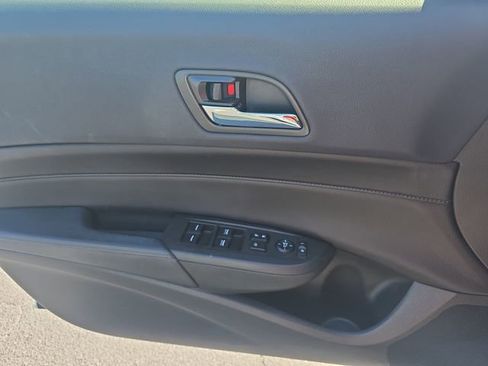 Used 2018 Acura ILX FWD image 27