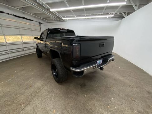 Used 2017 GMC Sierra 1500 SLT image 4