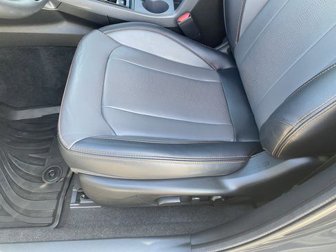 Certified 2024 Subaru Crosstrek 2.5i Limited w/ Crosstrek Mirror Package AWD/4WD image 15