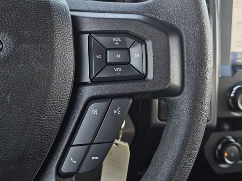 Used 2020 Ford F150 XLT image 12