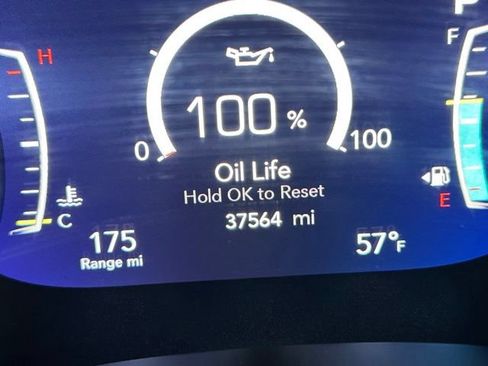 Used 2025 Chrysler Pacifica Select FWD image 20
