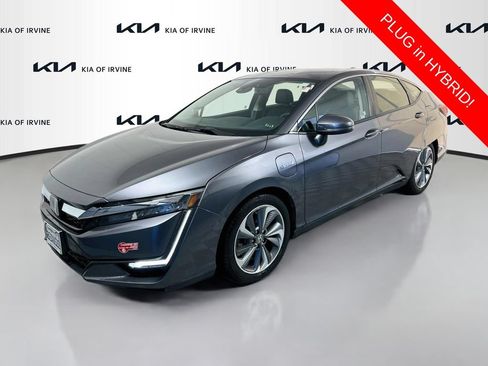 Used 2018 Honda Clarity Plug-In Hybrid image 3