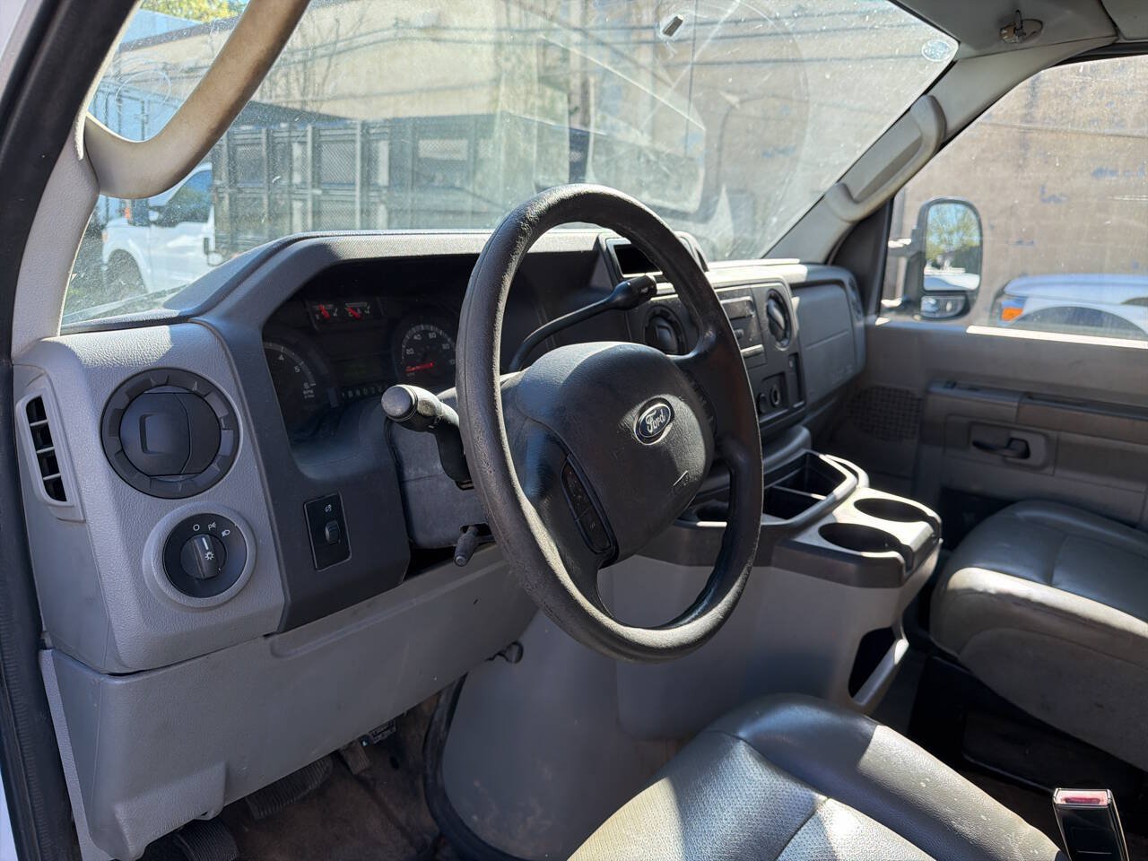 Used 2012 Ford E-350 and Econoline 350 Super Duty w/ PWR Locks & Windows Group RWD image 13