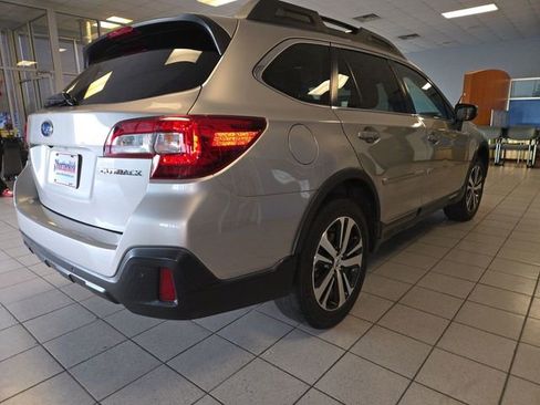 Used 2019 Subaru Outback 2.5i Limited image 8