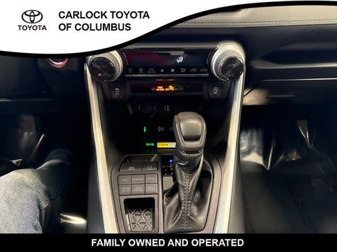 Used 2025 Toyota RAV4 XLE AWD/4WD image 27