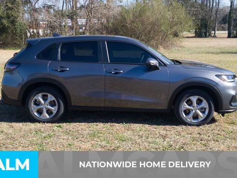 Used 2023 Honda HR-V LX image 5