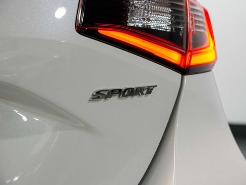 Used 2023 Honda Civic Sport image 12