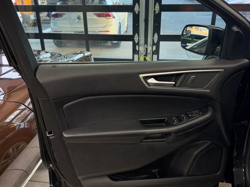 Used 2018 Ford Edge SEL w/ Equipment Group 201A image 12