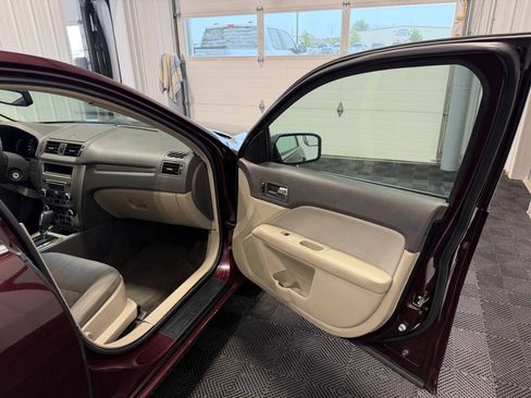 Used 2012 Ford Fusion SE FWD image 9