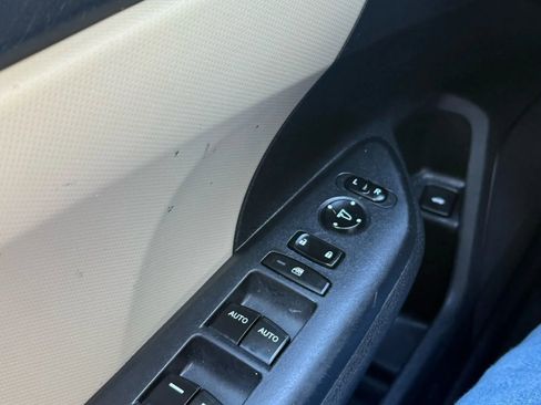 Used 2020 Honda Civic LX image 30