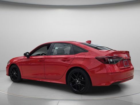 Certified 2025 Honda Civic Sport image 8