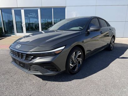 Used 2024 Hyundai Elantra SEL w/ Convenience Package