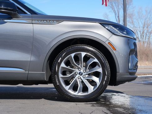Used 2025 Lincoln Aviator Reserve w/ Illumination Package AWD/4WD image 13