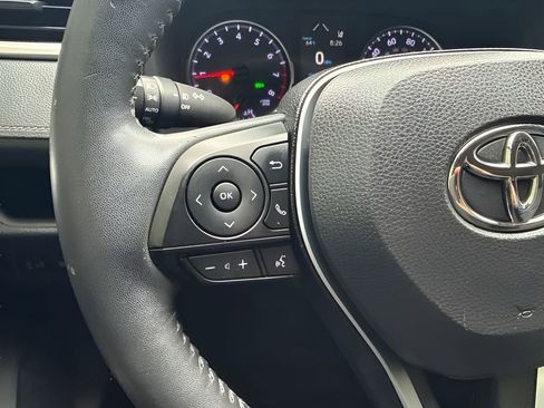 Used 2019 Toyota RAV4 XLE w/ Convenience Package AWD/4WD image 15