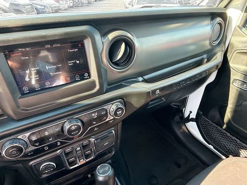 Used 2022 Jeep Wrangler Unlimited Sport AWD/4WD image 24