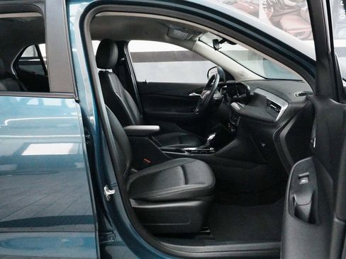 Used 2024 Buick Encore GX Sport Touring w/ Comfort Package AWD/4WD image 35