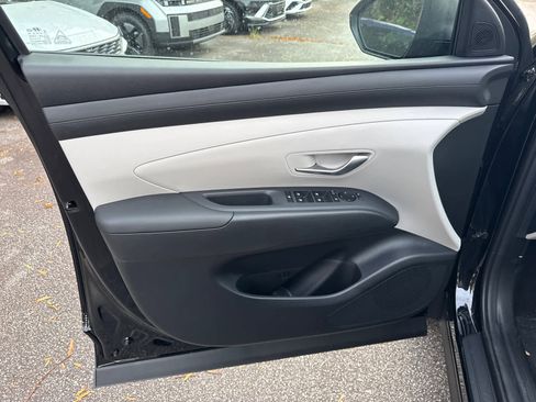New 2026 Hyundai Tucson SE image 10