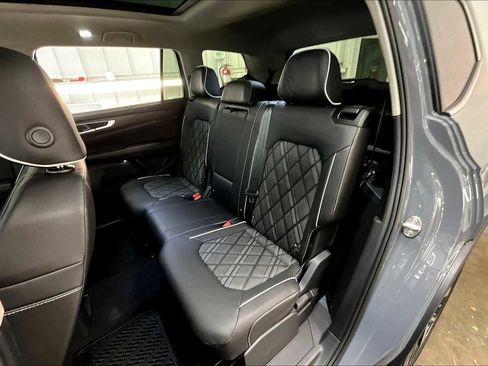 New 2026 Volkswagen Atlas SEL Premium R-Line image 12