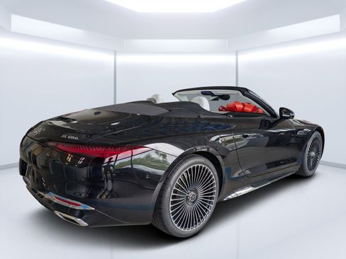 New 2026 Mercedes-Benz Maybach SL 680 image 3