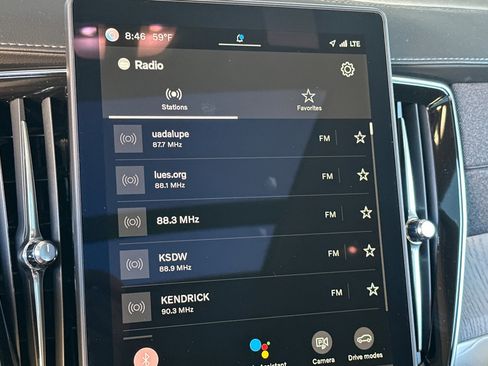 New 2025 Volvo XC90 B6 Ultra w/ Protection Package Premier image 17