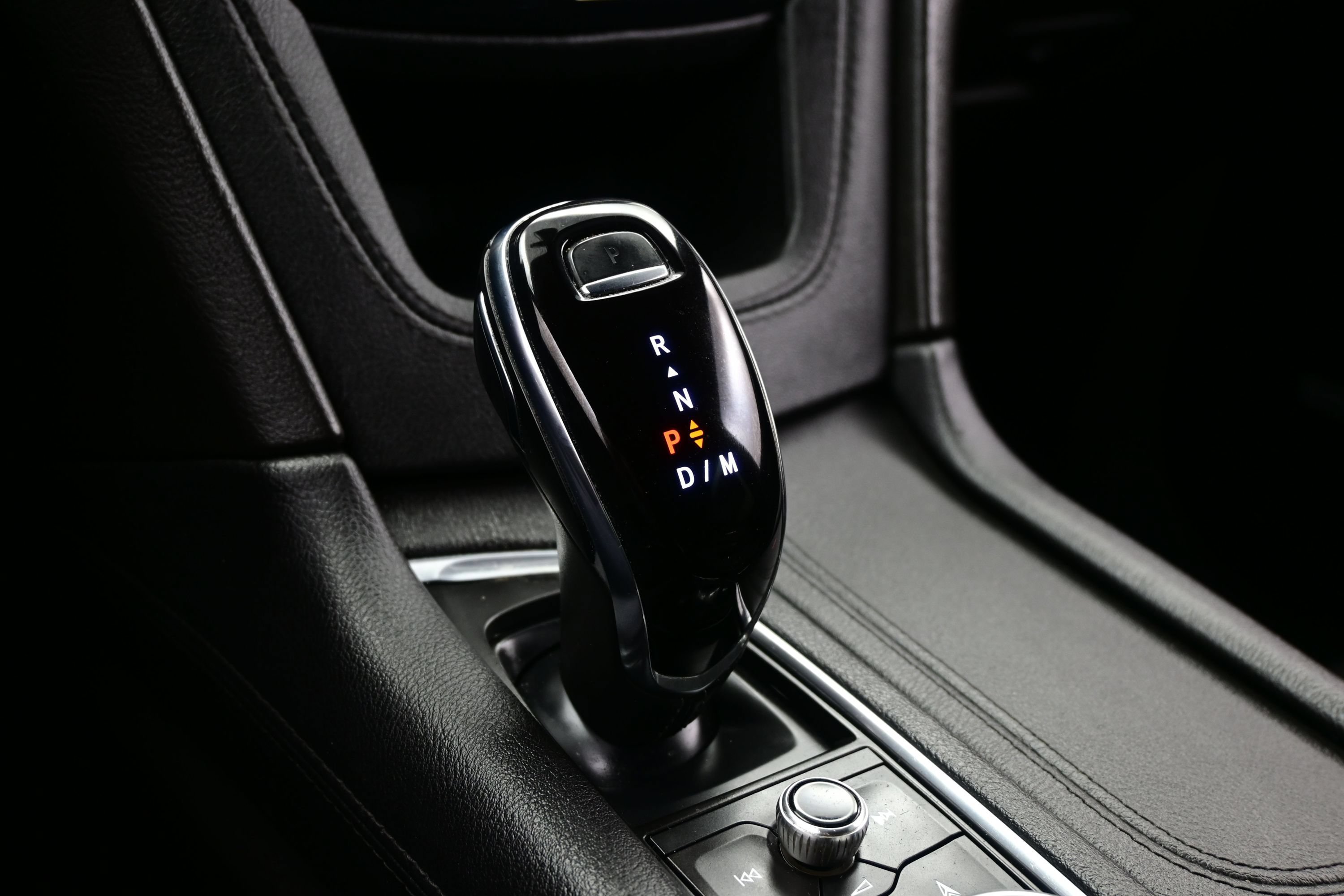 Used 2023 Cadillac XT6 Premium Luxury FWD image 22